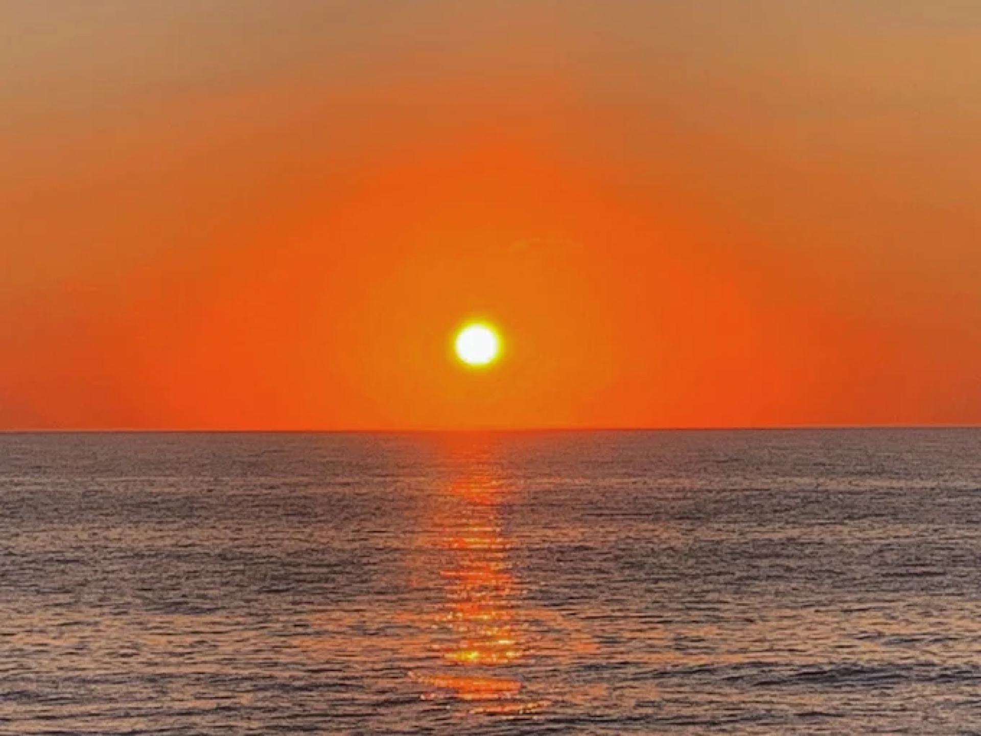 Amanecer desde la Residencia Mar Bella